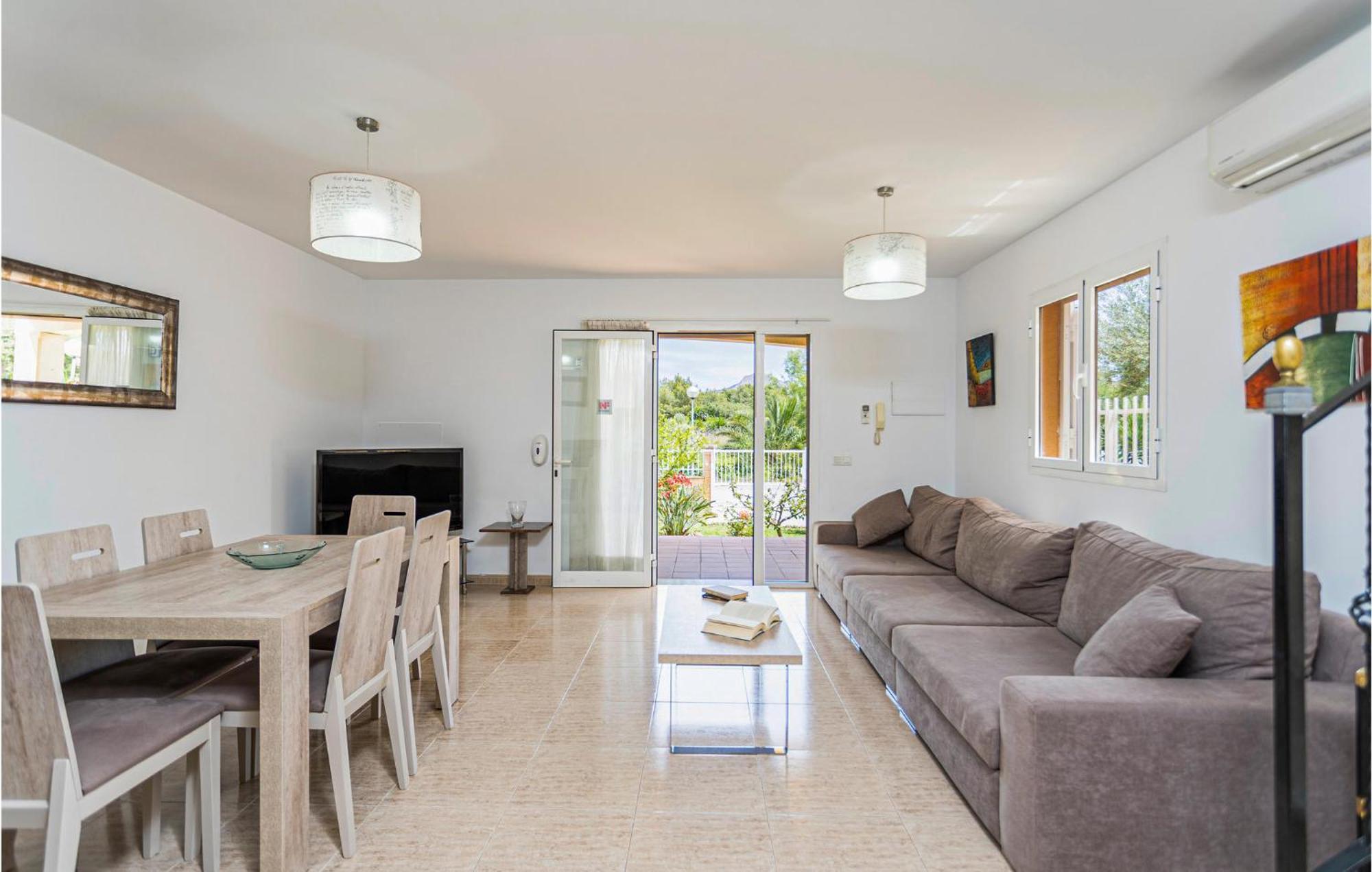 4 Bedroom Beautiful Home In Alcudia Puerto de Alcúdia Exterior foto