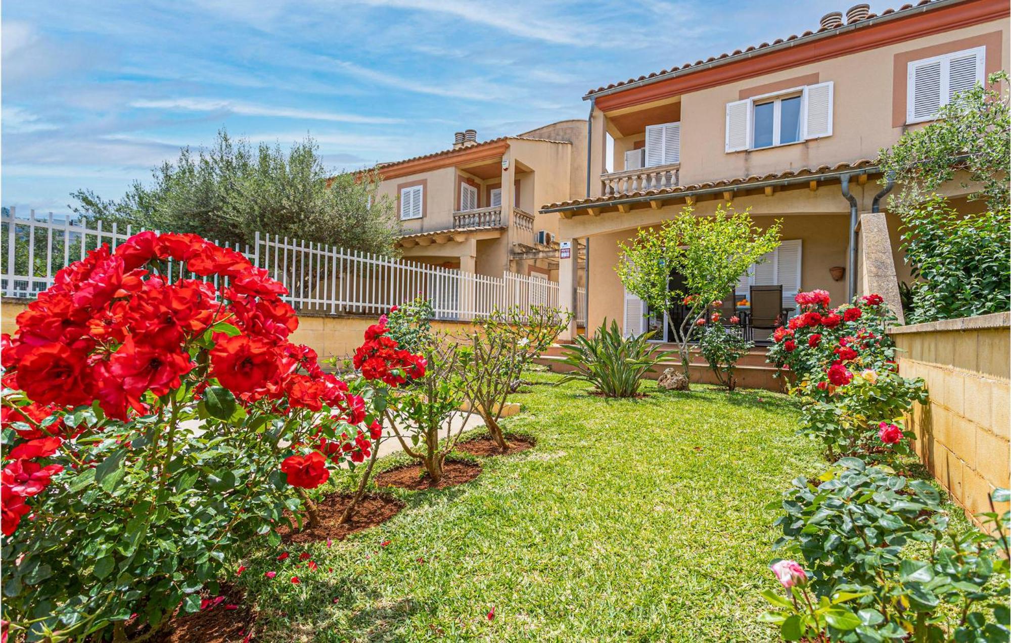 4 Bedroom Beautiful Home In Alcudia Puerto de Alcúdia Exterior foto